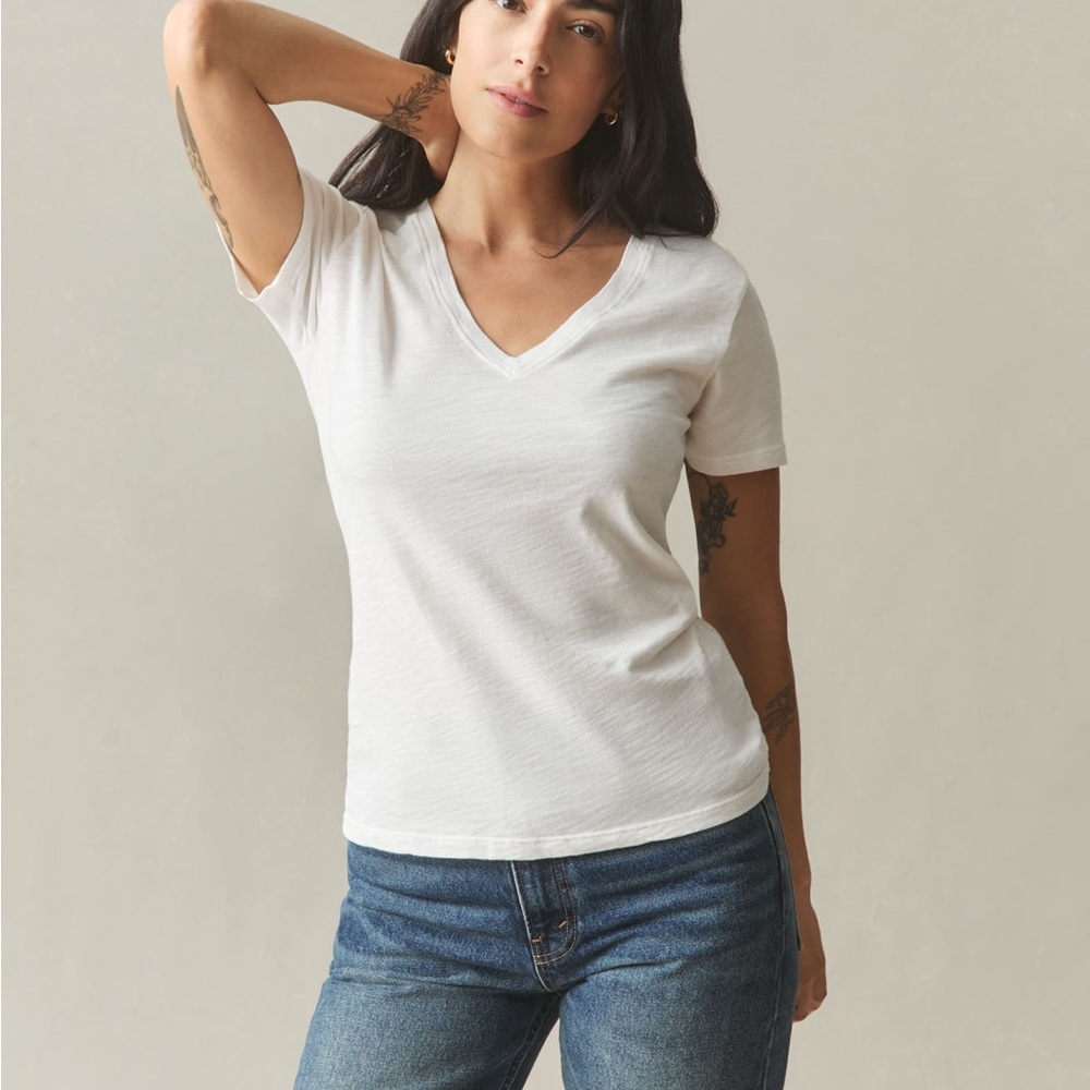 American Giant Womens Premium Slub V-neck Tee Size Small White Short Sleeve - Picture 2 of 9